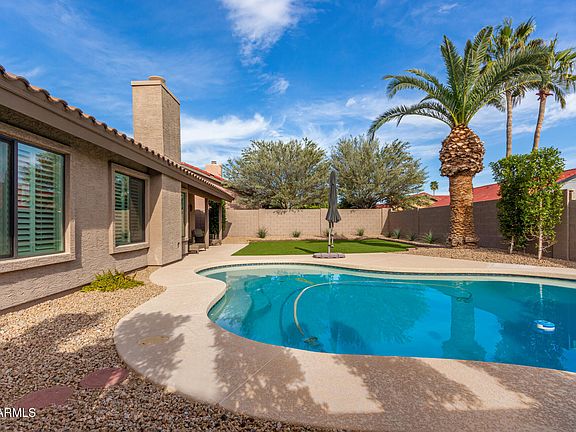 3rd image of 11105 E SAHUARO Drive