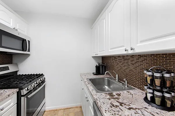 Sold by Town Residential | media 24