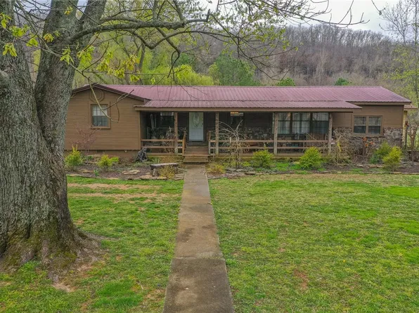 361 2nd St, Elkins, AR 72760