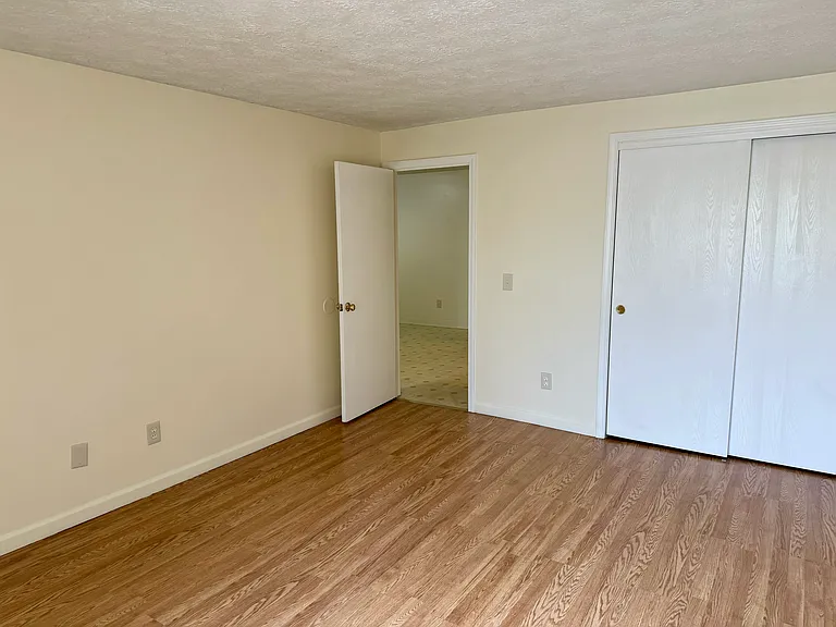 75 Log St #2B — Photo 13