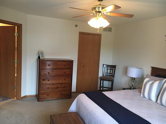 2nd image of 8440 Kimball Dr