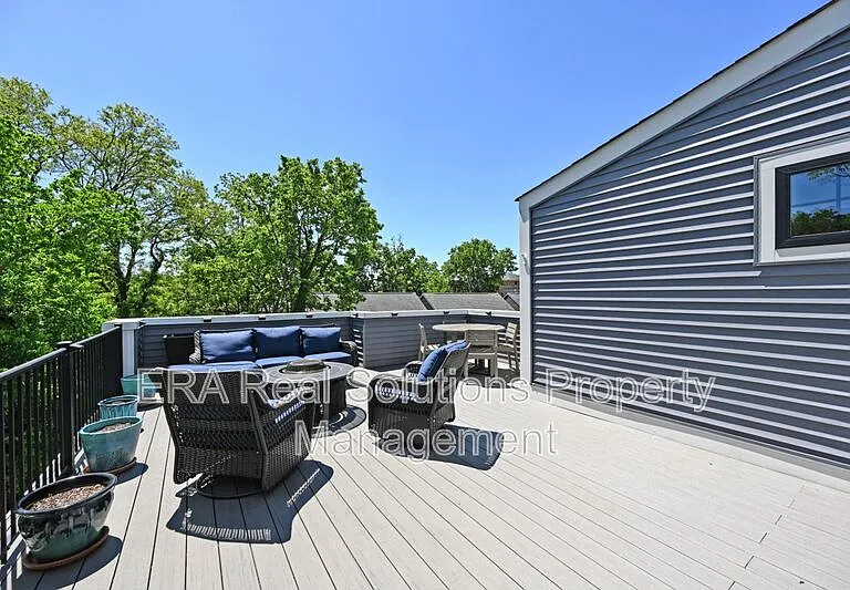 1620 Merrimac St — Photo 16