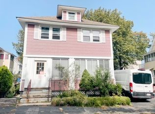 21-23 Gill Ave, Methuen, MA 01844