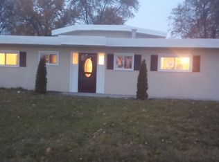 1240 Reckinger Rd, Aurora, IL 60505