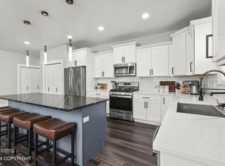 3925 S Bay Cir, Wasilla, AK 99623