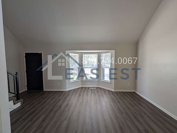 3rd image of 401 NW Millstone Cir