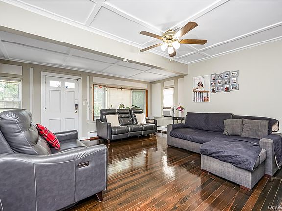 4th image of 442 Cedar Street