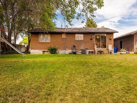 2nd image of 2305 W Cynthia Ann Cir
