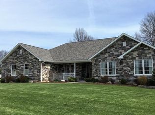 2051 Spangler Rd, Hermitage, PA 16148