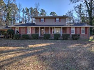 1204 E Hermitage Rd NE, Rome, GA 30161