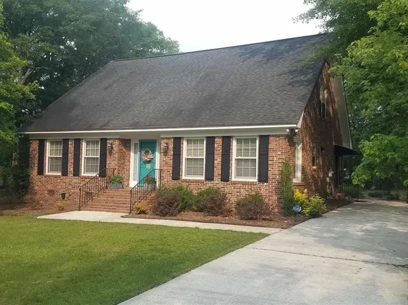 713 Jefferson St, Bennettsville, SC 29512