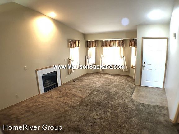3rd image of 18915 E Michielli Ln