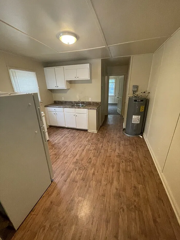 1 bed, 1.0 bath, 575 sqft, $825 — Photo 4