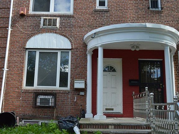 5th image of 14416 Jewel Ave