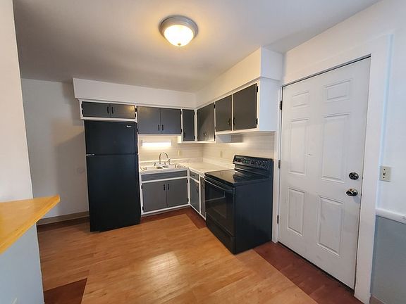 5th image of 5740 Arborwood Ct Unit B
