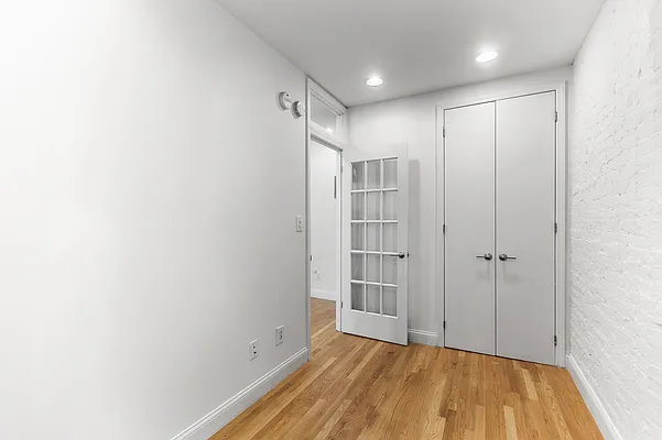 Rented by Corcoran | media 11