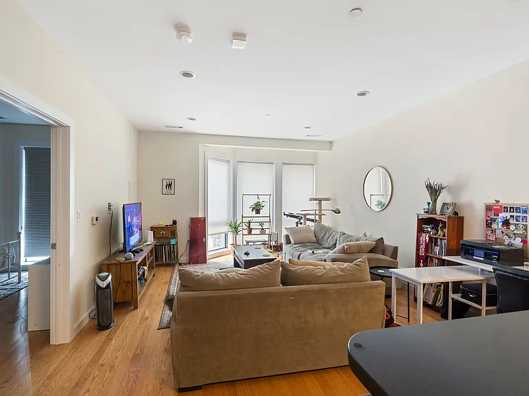 11 Miner St #201 — Photo 13