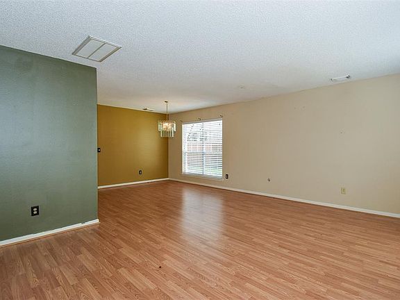 4th image of 7530 Wildwood Brook Ct