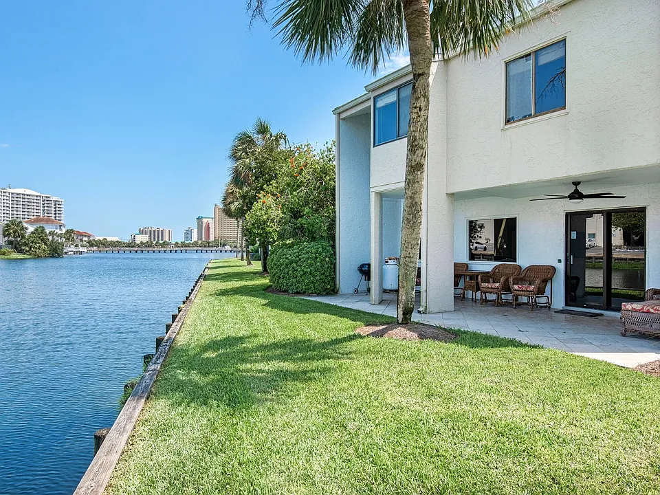 900 Gulf Shore Dr #4-1