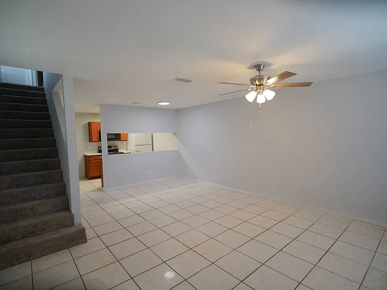 2648 Tess Cir — Photo 2