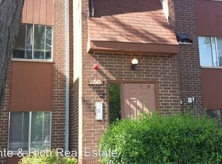 750 Court Of Birch APT 1, Vernon Hills, IL 60061