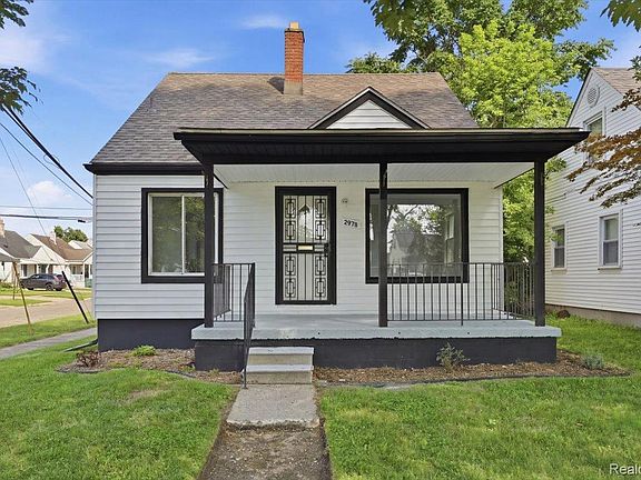4th image of 2978 Bailey Ave