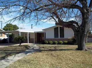 521 Carlyle Dr, Waco, TX 76710