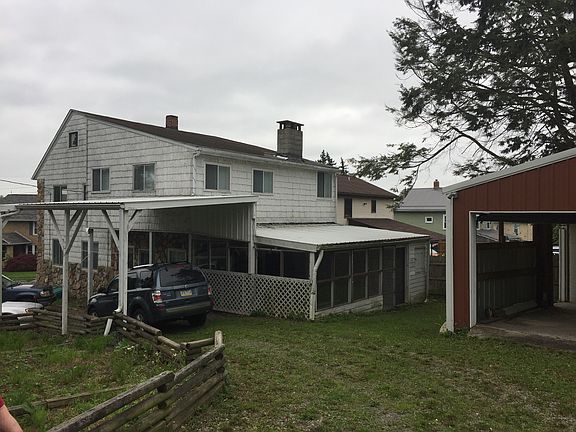 Covered Driveway Area