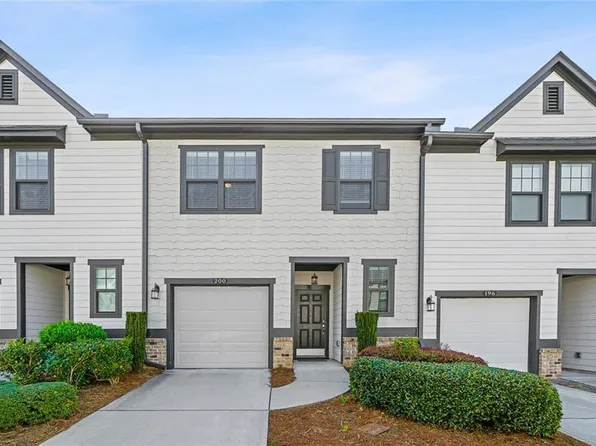 200 Mountain Rest Ct SE, Mableton, GA 30126