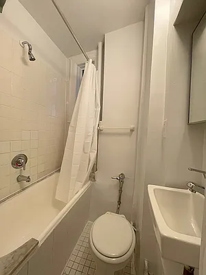 Rented by Compass | media 6