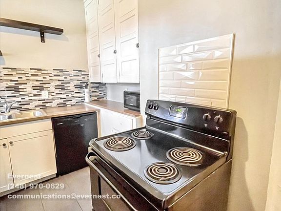 4th image of 506 Westminster St APT 1