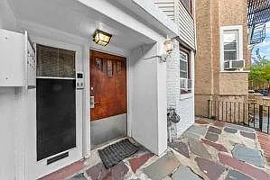 146 Bowers St #2 — Photo 10