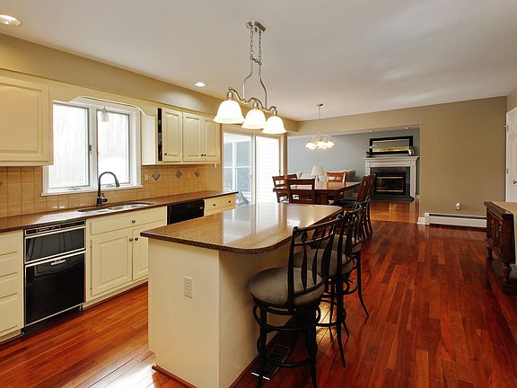 5th image of 3510 Wildwood St