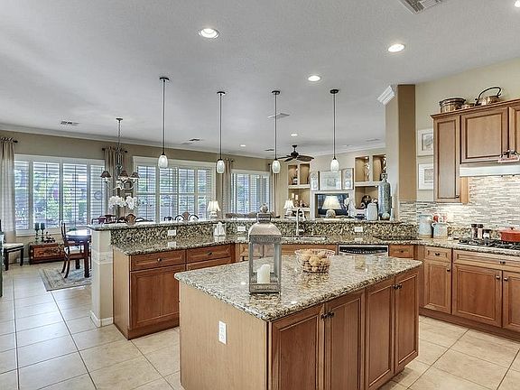 4th image of 22840 N Los Gatos Dr