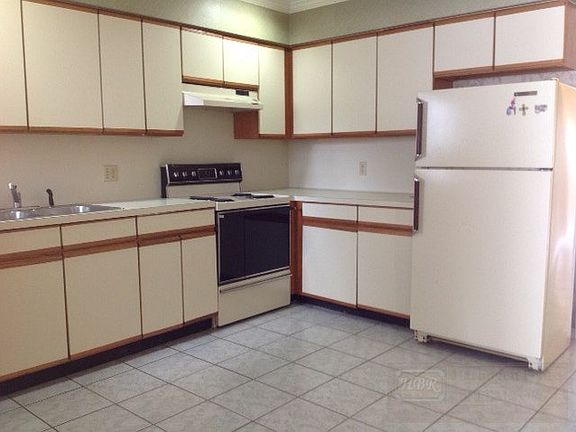 5th image of 2100 W San Marcelo Blvd APT 223