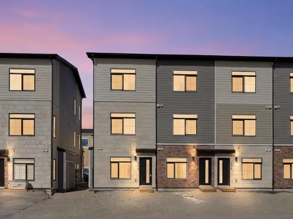 156 E Park St #406, Cochrane, AB T4C 2B8