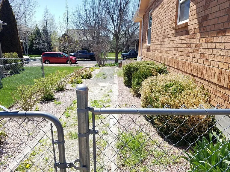 214 E Iowa Ave — Photo 30