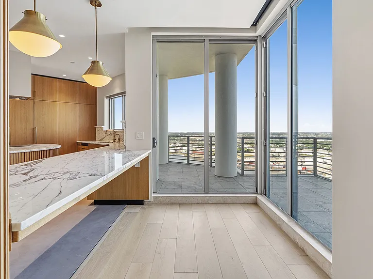 1209 E Cumberland Ave #2902-1/2 — Photo 21