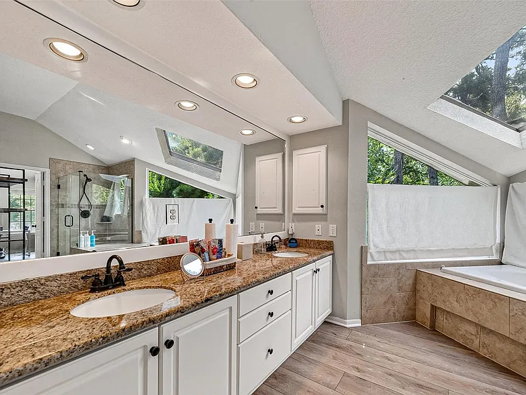 150 Wisteria Walk Cir — Photo 40