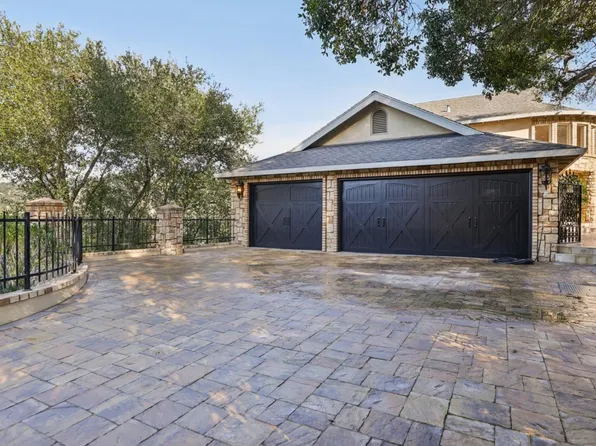 17864 Holiday Dr, Morgan Hill, CA 95037