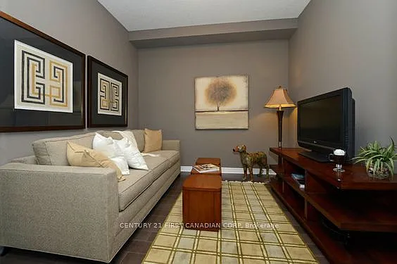 330 Ridout St N #1304 — Photo 2