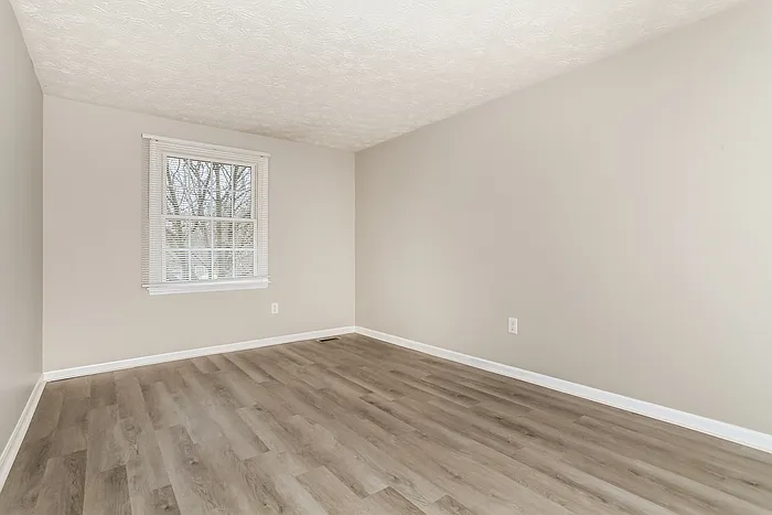 4980 Riverwatch Dr — Photo 8