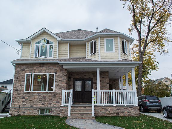 2nd image of 1020 Arden Ave