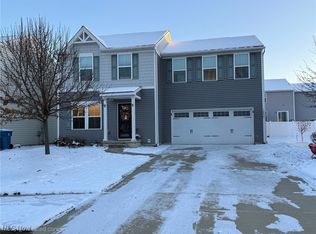 122 Lakeview Cir, Amherst, OH 44001