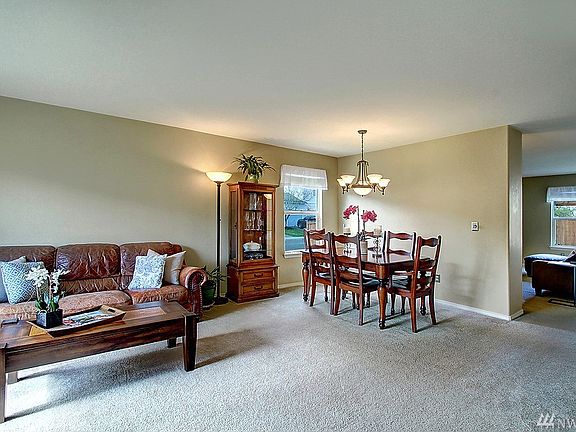 5th image of 4709 143rd St SE