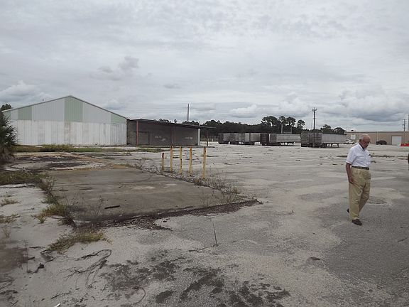 2nd image of 4441 State Road 60 W