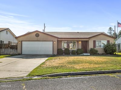 406 S 82nd Ave, Yakima, WA, 98908