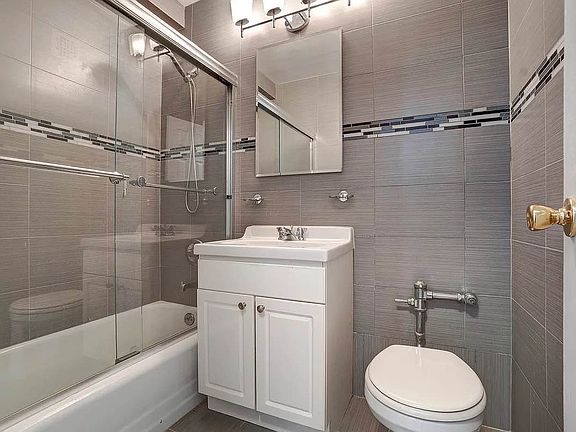 4th image of 1360 Ocean Pkwy APT 7A