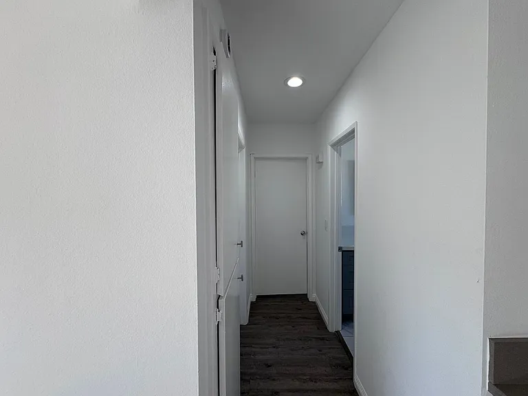 1808 MacKay Ln — Photo 10