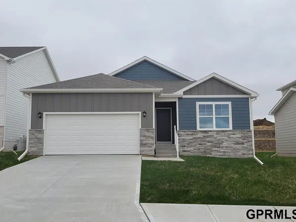 16406 Davidson St, Bennington, NE 68007